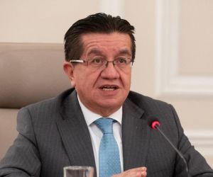 Ministro de Salud, Fernando Ruiz.