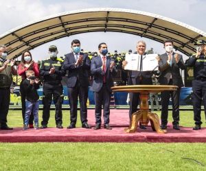 El Presidente Iván Duque, tras la sanción de la Ley.