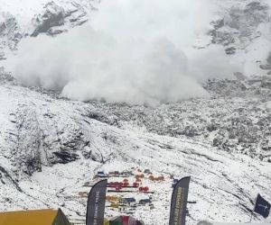 Avalancha en el pico Draupadi ka Danda II