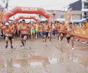 Más de 700 personas participaron en la carrera. 