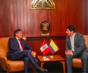  Gustavo Petro y Pedro Castillo.