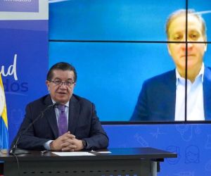 El Ministro de Salud, Fernando Ruiz.