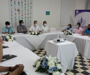 Reunión de los candidatos con Monseñor.