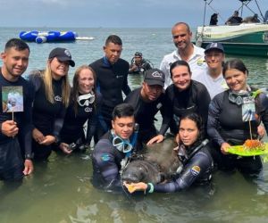 Equipo deL acuario y corpamag junto a tasajerito