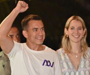 Daniel Noboa y su esposa