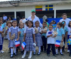 Altos de Bahía Concha recibió seis nuevas aulas aportadas por la Fundación Ancla y Atesa