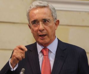 Álvaro Uribe Vélez negó las acusaciones de Salvatore Mancuso.
