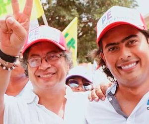 Gustavo Petro y su hijo Nicolás 