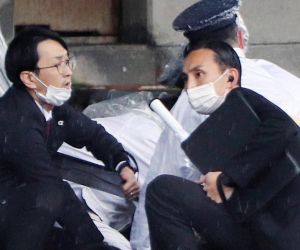 Arresto de sospechoso de ataque a Fumio Kishida.