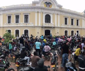 Protesta de motociclistas en Santa Marta.