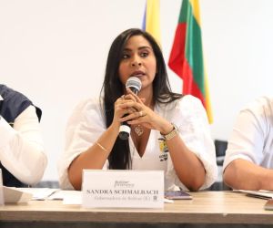 La gobernadora (e) de Bolívar, Sandra Smalbach, el director de la OAGRD, José Ricaurte, y el secretario de Salud Alberto Bernal.