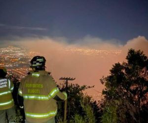 Incendio en cerros orientales de Bogotá