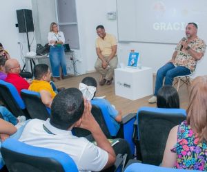 Lanzamiento de libros.