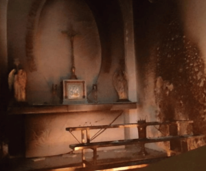 Una vela que quedó encendida provocó incendio en la Parroquia San José
