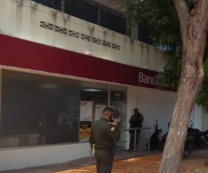 Roban sucursal de Bancamía en la carrera quinta