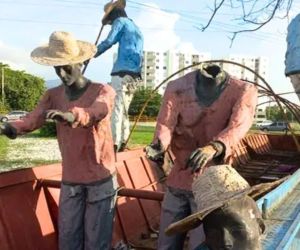 Monumento La Piragua