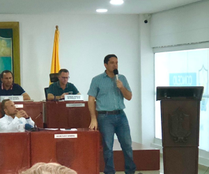 Secretario de gobierno, camilo george 