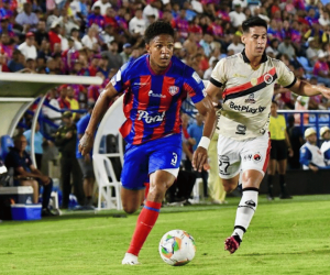 Ruyeri Blanco anota gol de 'chalaca' y Unión Magdalena empata agónicamente