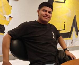 El joven Neider Cáceres resultó herido en el atentado.