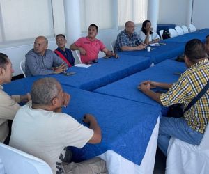 Mesa de trabajo con veteranos
