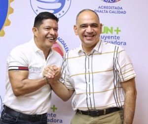 Alcalde Carlos Pinedo y rector de Unimagdalena, Pablo Vera.