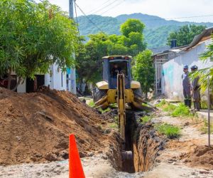 obras de alcantarillado en el barrio La Paz