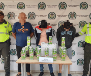 Policía incauta licor adulterado y detiene a tres en operativo en peaje de Tasajera