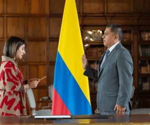 Posesión de Jorge Iván Ospina