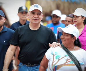 Taganga deja atrás el abandono: arranca pavimentación esperada por 20 años