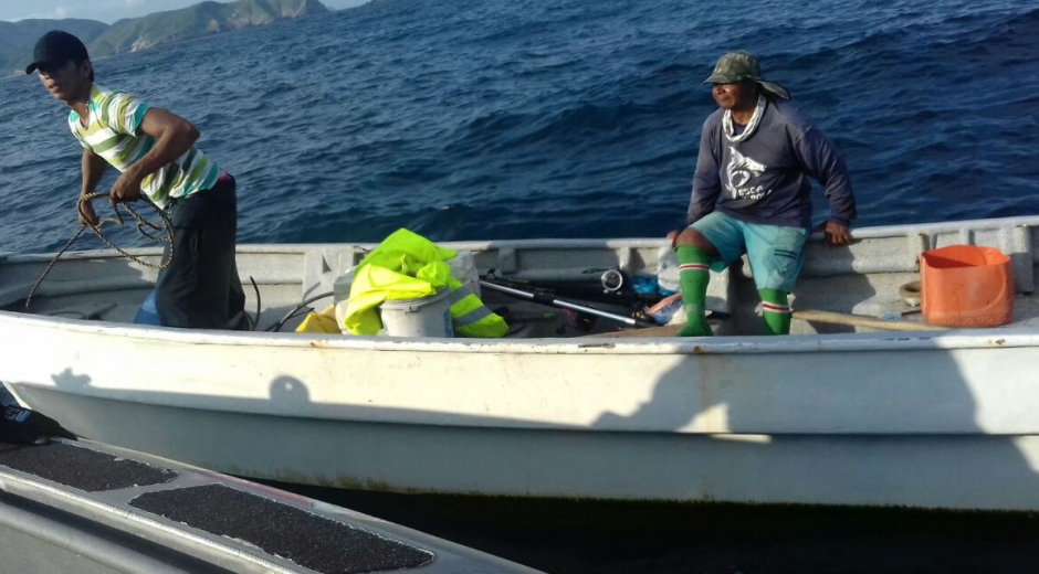 Tres pescadores artesanales del corregimiento de Taganga quedaron a la deriva por fallas en el motor de la motonave.