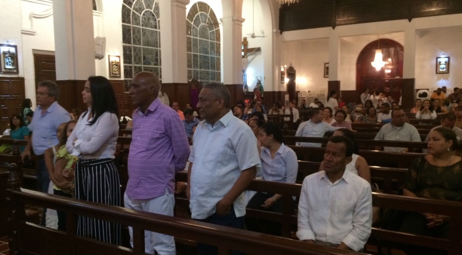Familiares y amigos de Edgar Perea se congregaron en Barranquilla para conmemorar un año tras su partida.