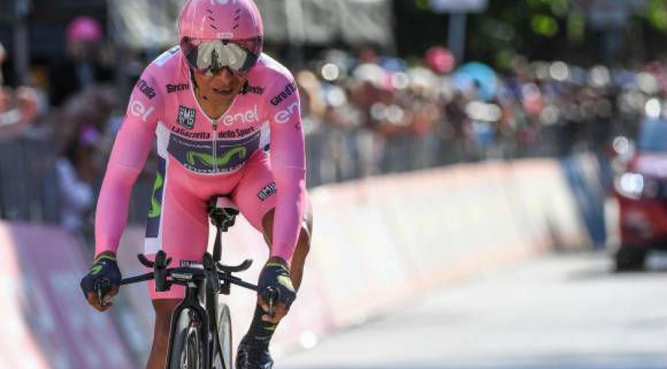 Foto: El Espectador. Nairo Quintana sigue del líder del Giro y logró sacarle 15 segundos más de ventaja al holandés.