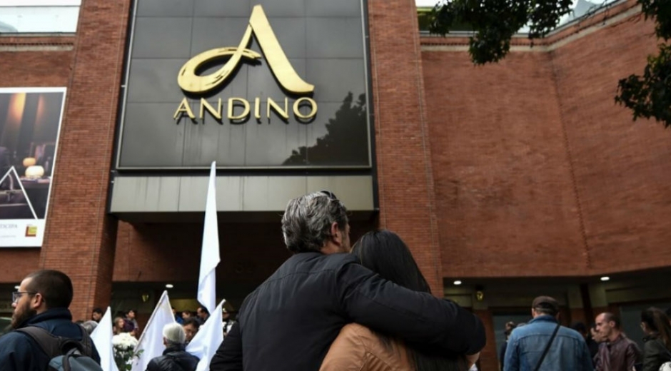 AFP-Archivo Muestras de solidaridad de la ciudadanía por el atentado.
