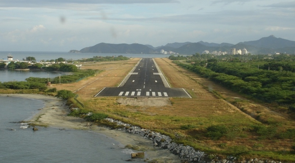 Pista del aeropuerto Simón Bolívar