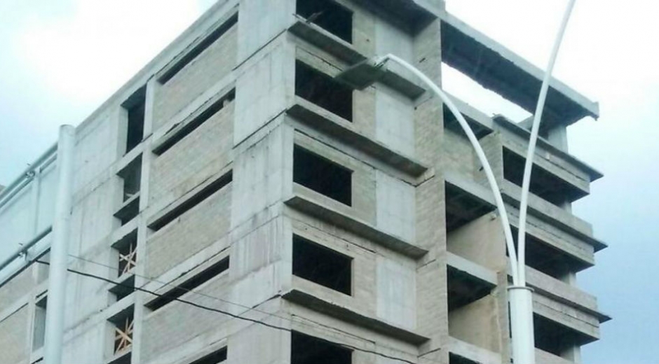 Bladimir Rebolledo Panorámica de la inconclusa obra de la ESAP en la capital del Magdalena.