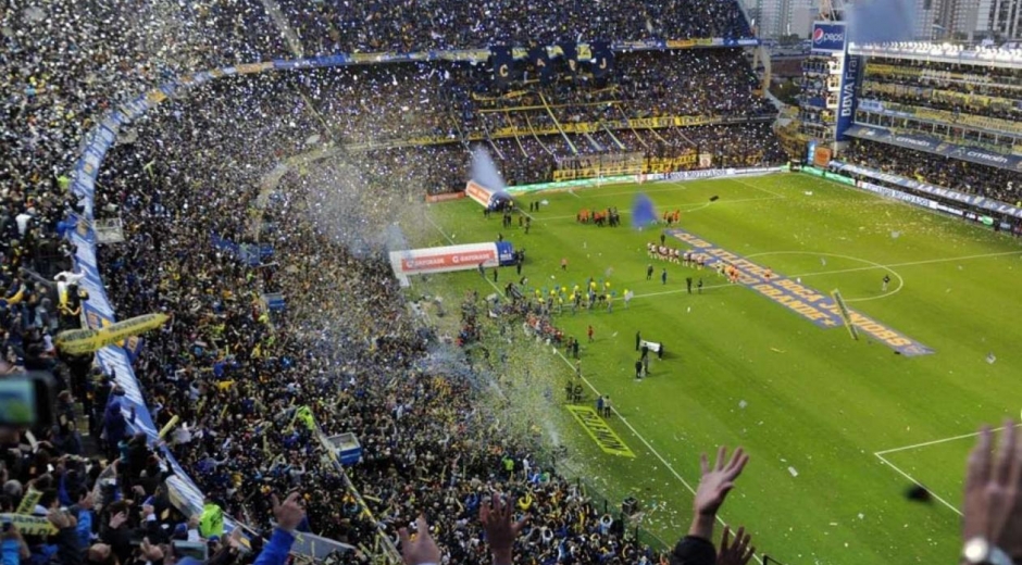  La Bombonera, vista para la primera final.  