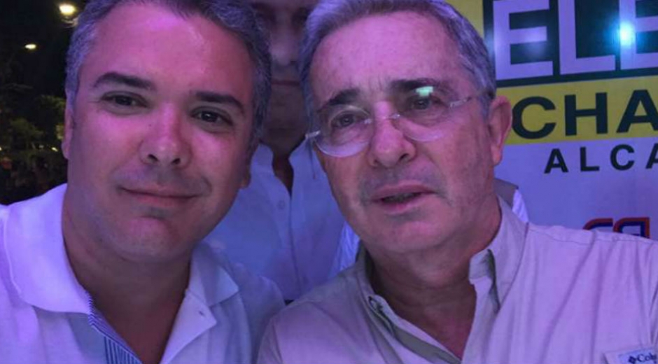Duque y Uribe en una selfie