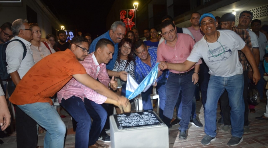Óscar Mejía - seguimiento.co El alcalde Rafael Martínez inauguró las obras de la calle 13.