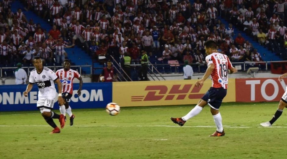 Teófilo Gutiérrez remonta el partido y le da el triunfo al Junior.