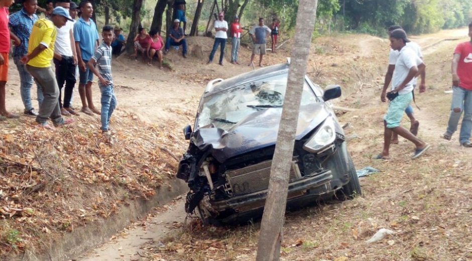 Así quedó el carro involucrado en el hecho.