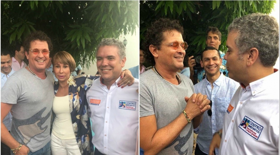  Carlos Vives junto al candidato presidencial Iván Duque. 