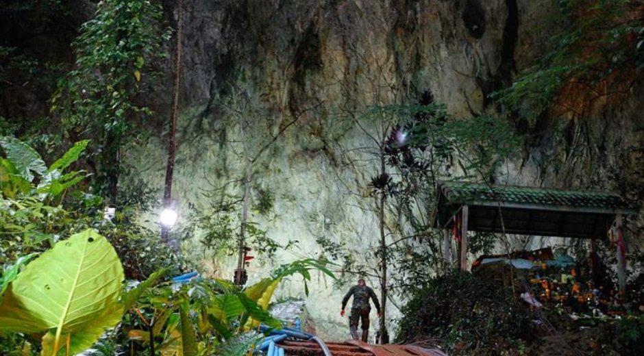  Unos 1.300 efectivos, incluidos policías, personal de emergencias. buzos y equipos de élite del Ejército participan en las tareas de búsqueda.
