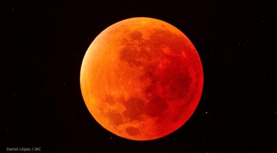  La Luna tomará un color rojo este viernes desde las 8:22 de la noche.