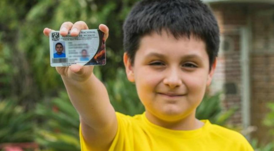 Telemundo 40. Carlos Antonio Santamaría Díaz, de 12 años, cursará Física Biomédica en la UNAM.