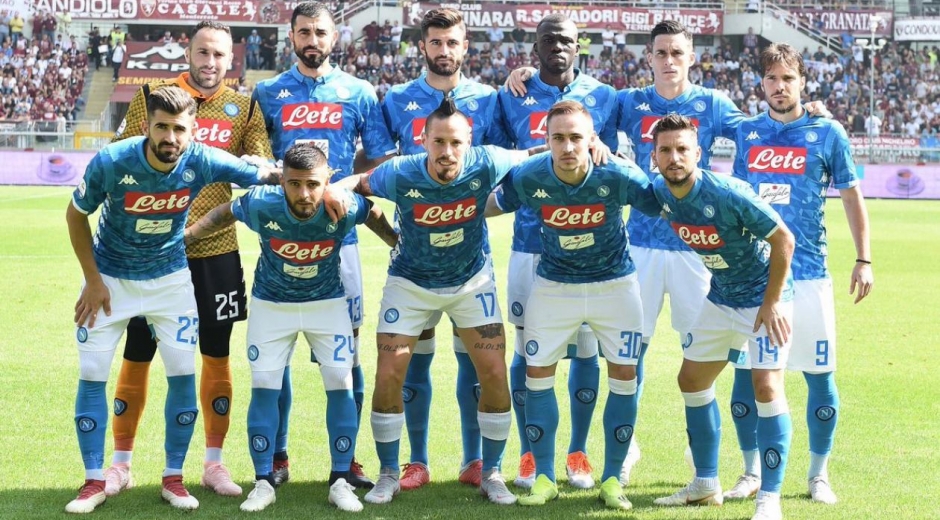 Once titular del Napoli.