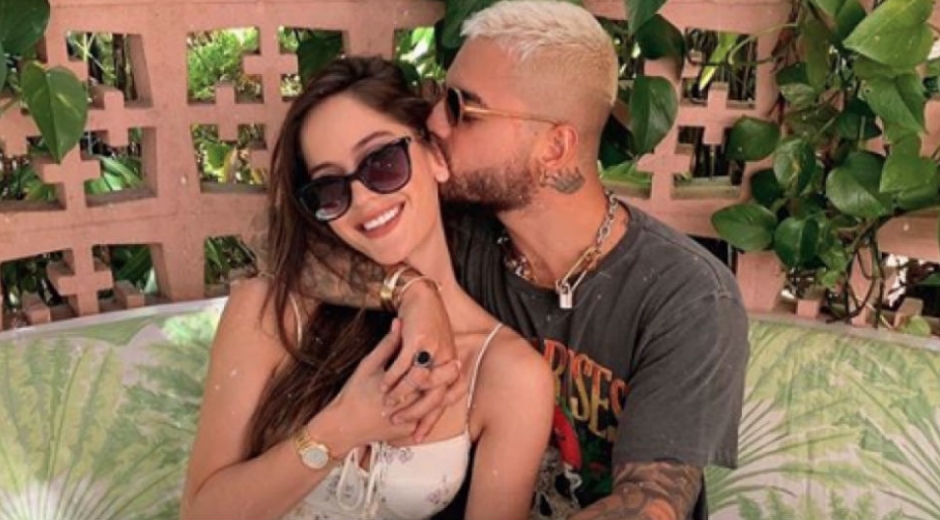  La modelo Natalia Barulich y el cantante Maluma.