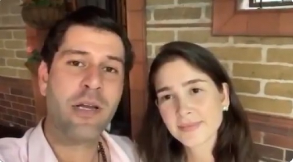 Mello Cotes Selfie video del Mello junto a su esposa, Carina Cruz.