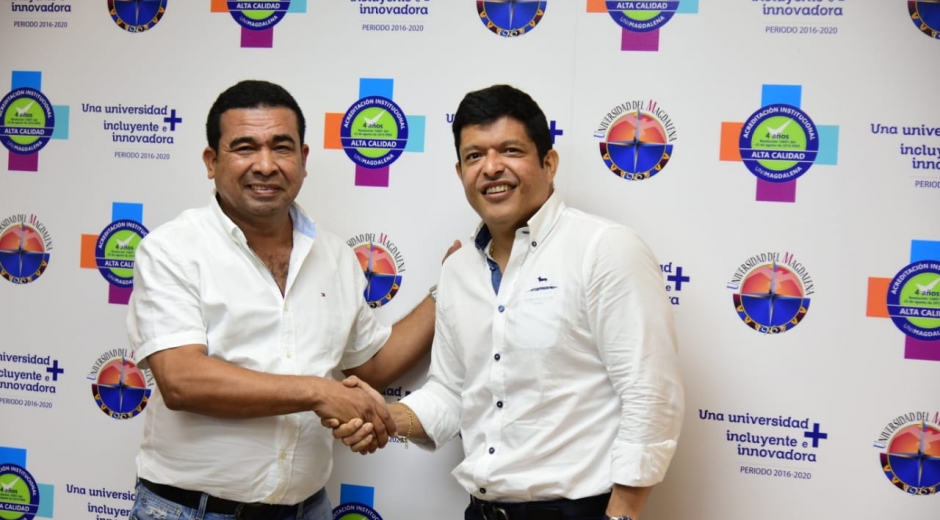 El alcalde electo del municipio de El Banco, Roy García Sánchez, fue recibido en el rector de la Unimagdalena, Pablo Vera Salazar.