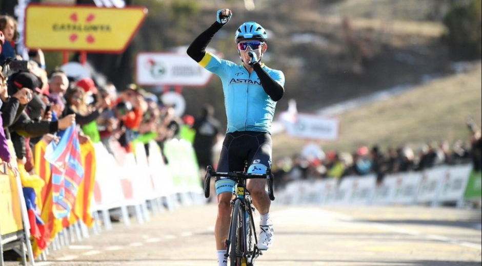 Miguel Ángel López, ciclista colombiano, se impone en La Molina. 