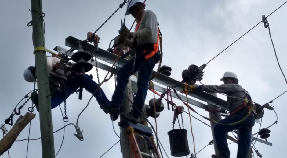 Electricaribe Debido a los trabajos de mantenimiento es posible que también se presenten breves interrupciones sobre el circuito Alcázares.
